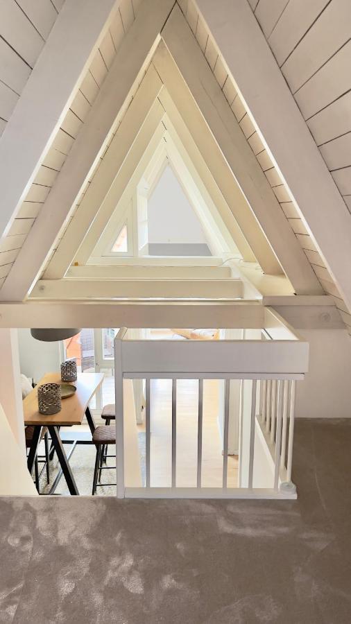 אולדנבורג Gemuetliche Maisonettewohnung Mit Dachterrasse Am Schloss מראה חיצוני תמונה
