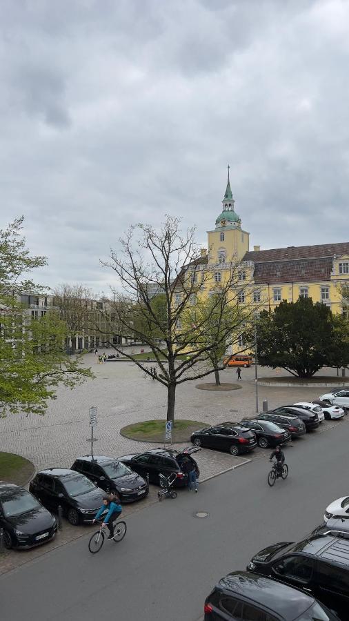 אולדנבורג Gemuetliche Maisonettewohnung Mit Dachterrasse Am Schloss מראה חיצוני תמונה