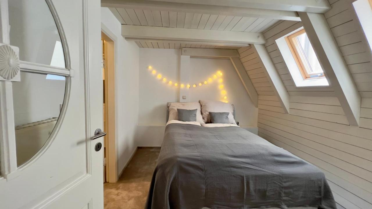 אולדנבורג Gemuetliche Maisonettewohnung Mit Dachterrasse Am Schloss מראה חיצוני תמונה