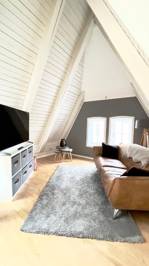 אולדנבורג Gemuetliche Maisonettewohnung Mit Dachterrasse Am Schloss מראה חיצוני תמונה