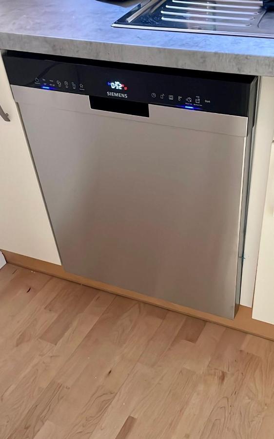 אולדנבורג Gemuetliche Maisonettewohnung Mit Dachterrasse Am Schloss מראה חיצוני תמונה